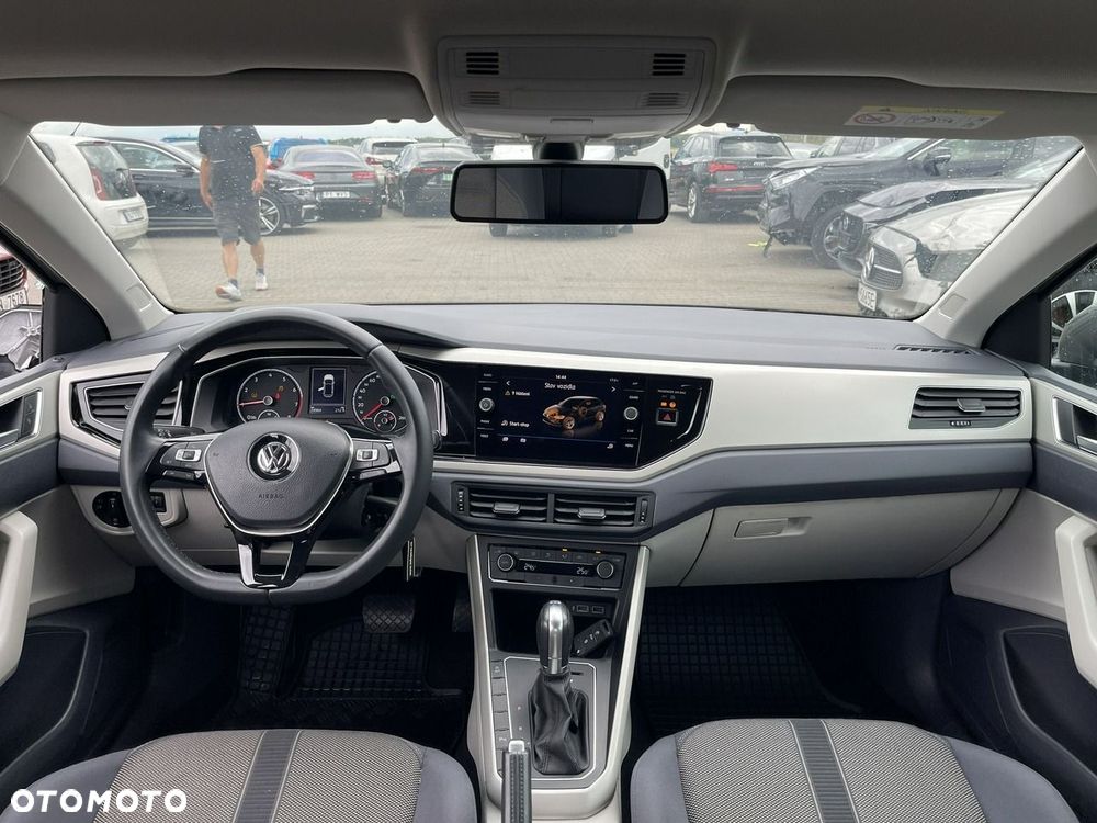 Volkswagen Polo - 8