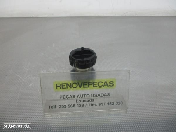 Tampa / Tampao Combustivel  Mazda 6 Três Volumes (Gh) - 1