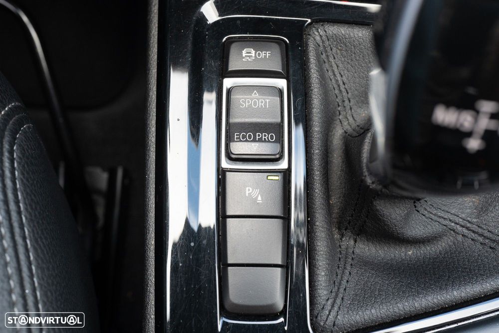 BMW X1 16 d sDrive Auto - 14