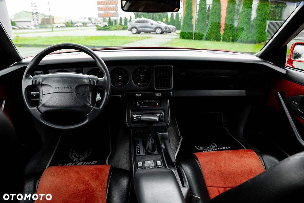 Pontiac Firebird - 31