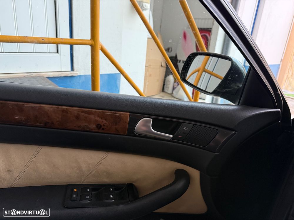 Audi A6 2.5 TDI V6 24v Tiptronic - 9
