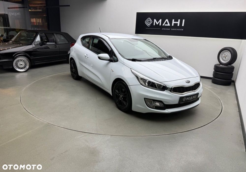 Kia Ceed - 15