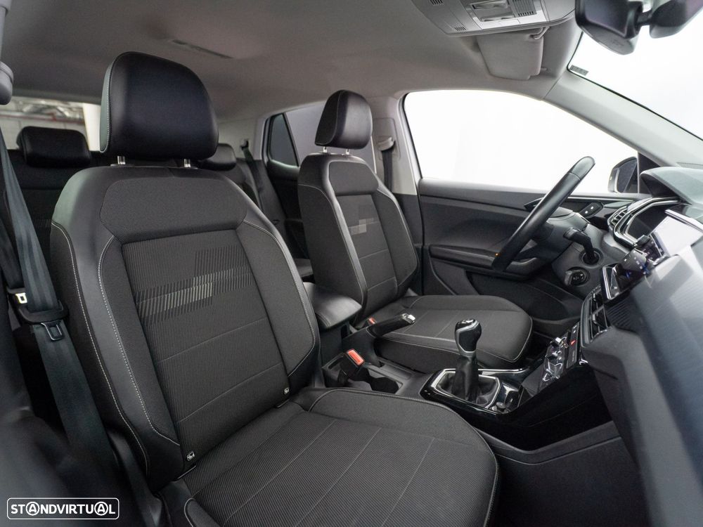 VW T-Cross 1.0 TSI BlackStyle - 35