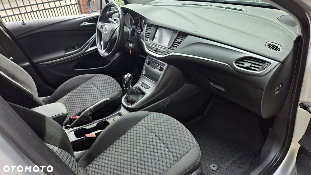 Opel Astra 1.4 T GPF Enjoy - 32