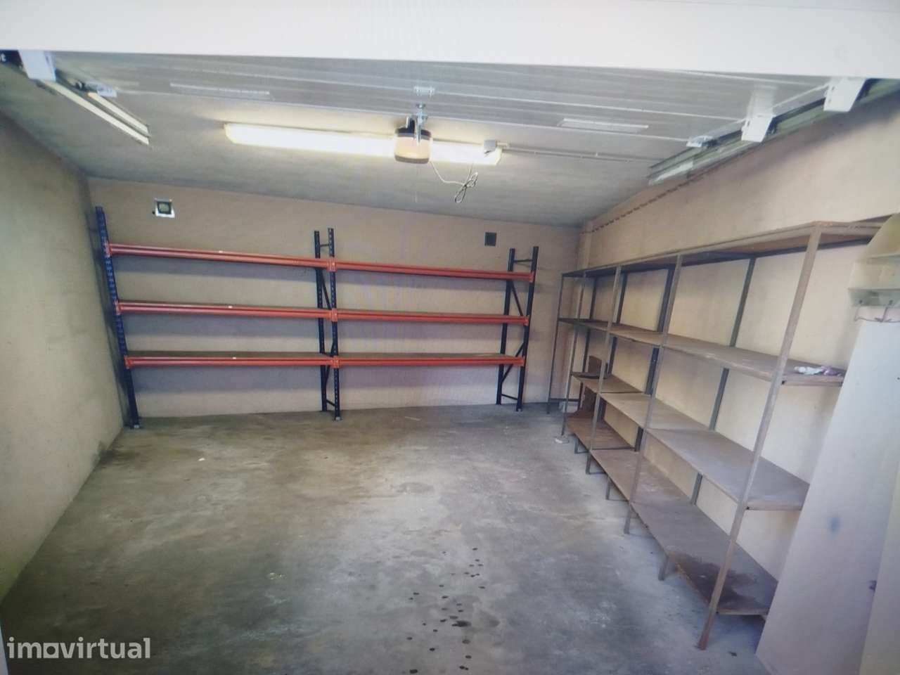 Garagem box - Grande imagem: 2/3