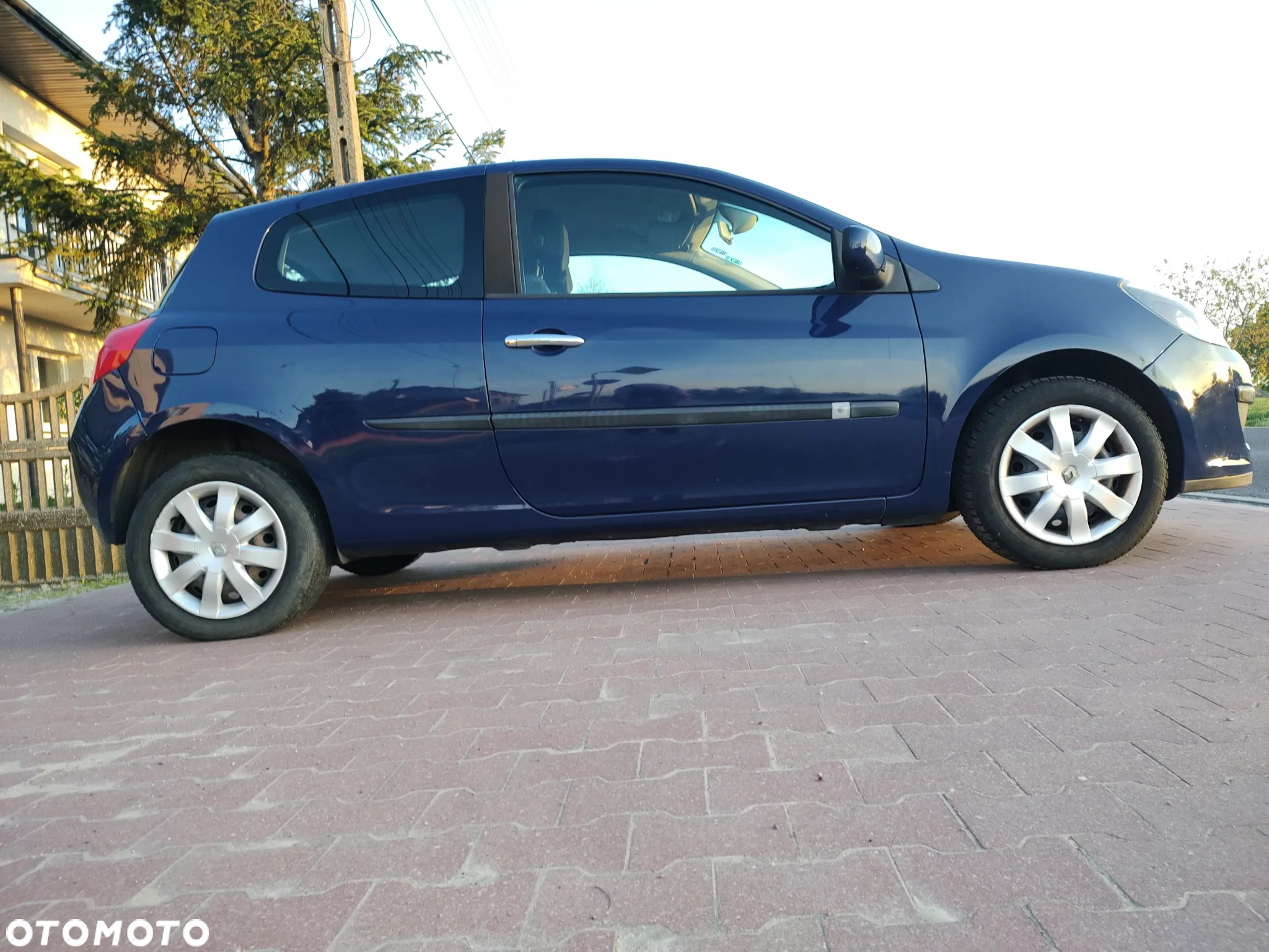 Renault Clio 1.2 TCE Authentique - 17