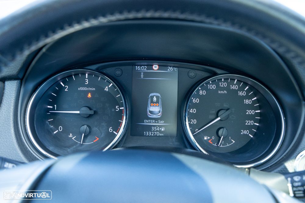 Nissan Qashqai 1.5 dCi N-Connecta - 25