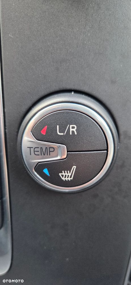 Volvo V40 T3 Drive-E Momentum - 38