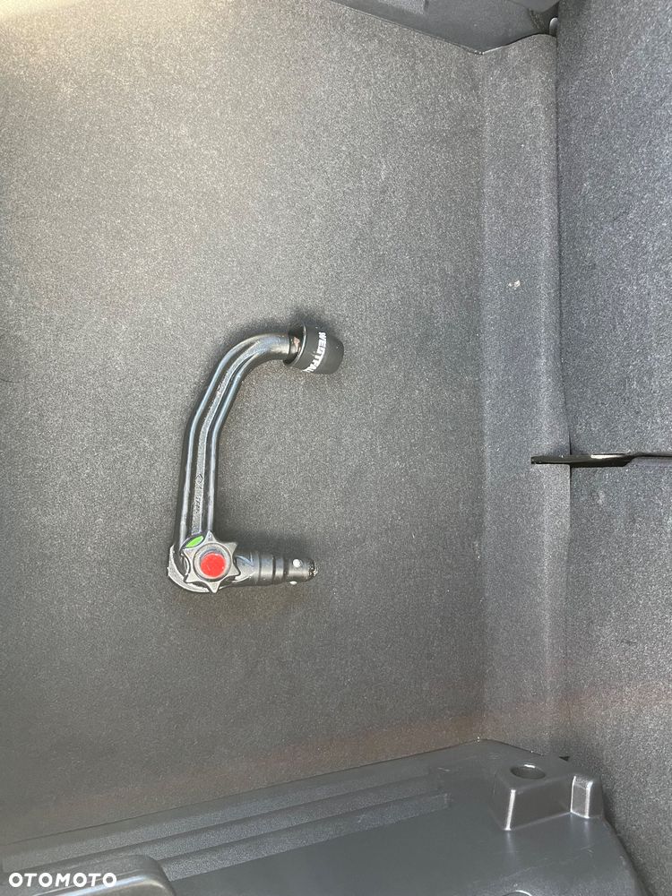 Nissan Juke 1.6 CVT Acenta - 26