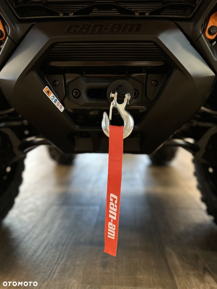 Can-Am Outlander - 9