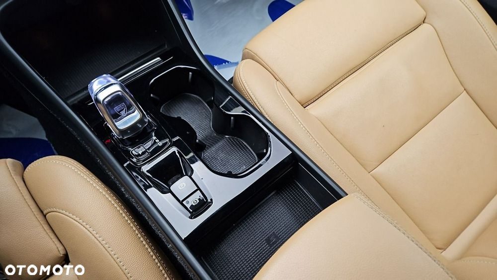 Volvo XC 40 T5 Plug-In Hybrid Inscription - 19
