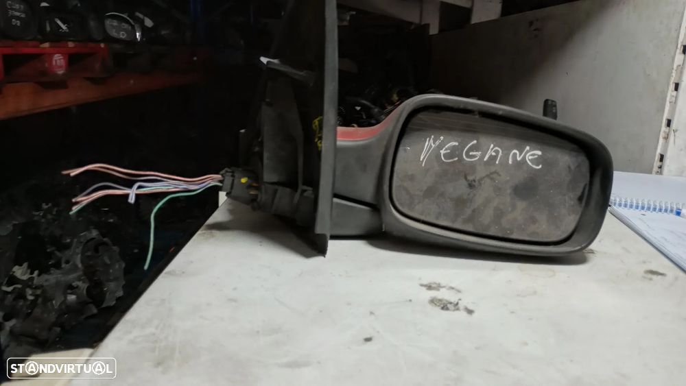 Espelho Retrovisor Megane Direito - 1
