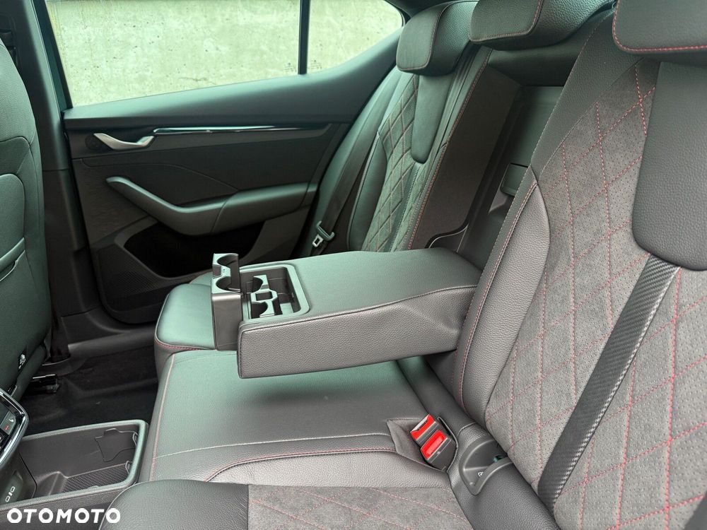 Skoda Octavia 2.0 TSI RS DSG - 29