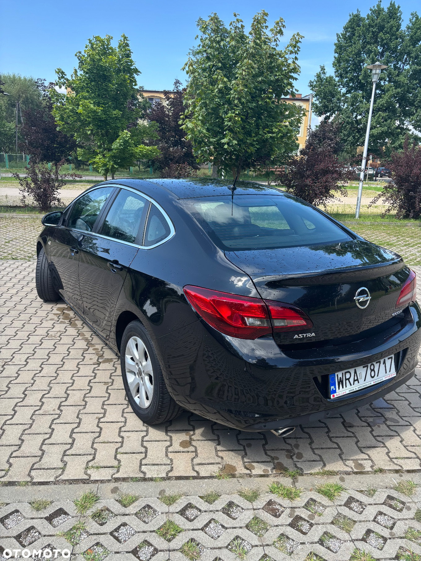 Opel Astra IV 1.4 T Active - 3