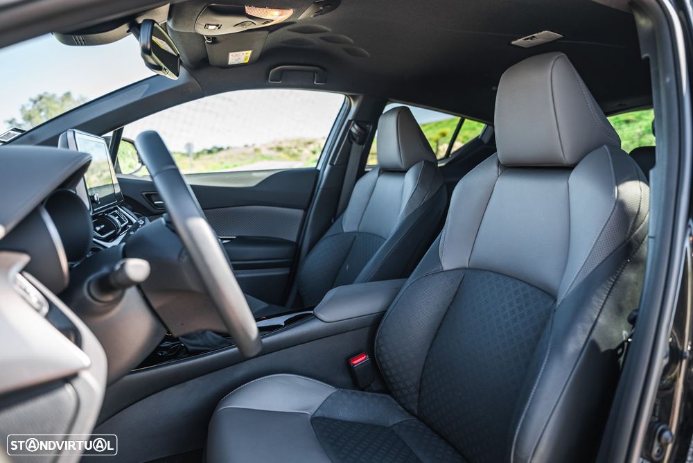 Toyota C-HR - 11