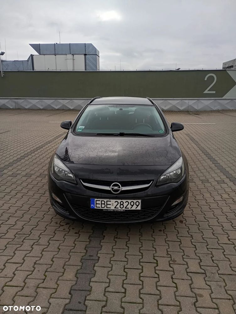 Opel Astra IV 1.6 CDTI Sport - 2