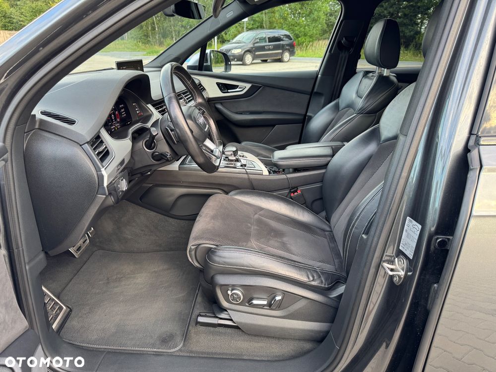 Audi SQ7 4.0 TDI Quattro Tiptronic - 39