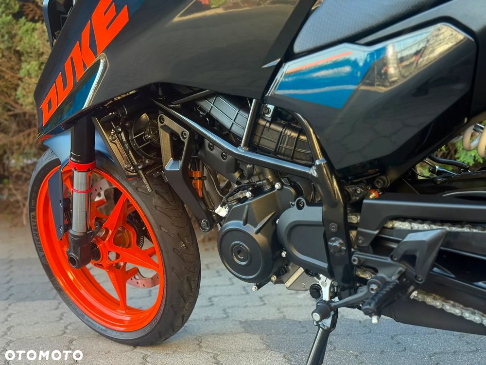 KTM Duke - 36