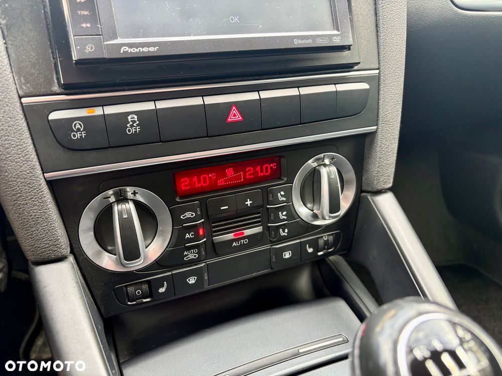Audi A3 Sportback 1.6 TDI DPF Ambiente - 11