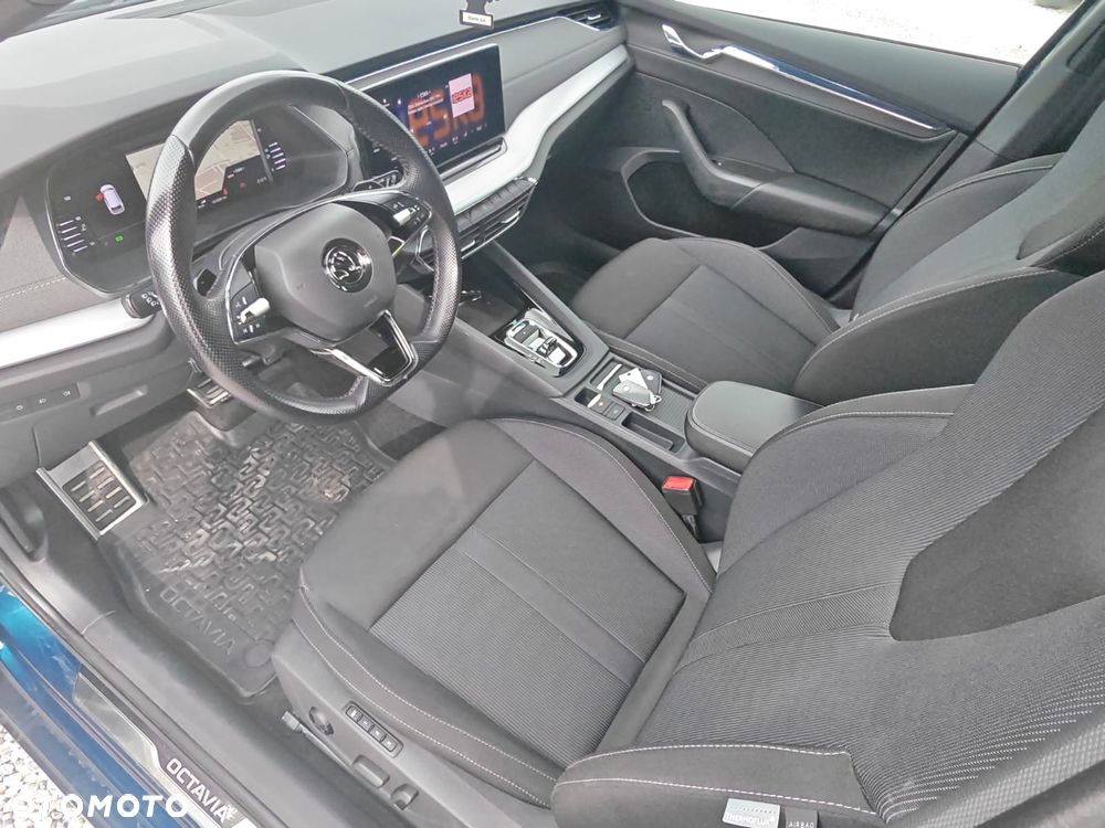 Skoda Octavia 2.0 TDI DSG First Edition - 11