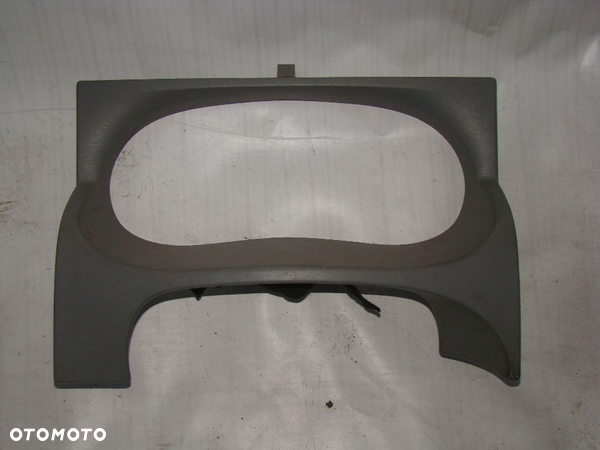 Ramka, osłona maskownica obudowa licznik zaślepka deski Vivaro Trafic EU