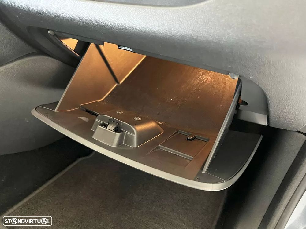 Renault Clio Sport Tourer 0.9 TCe Limited - 17