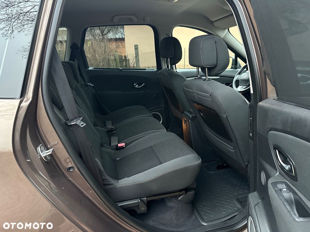 Renault Grand Scenic dCi 130 FAP Expression - 22