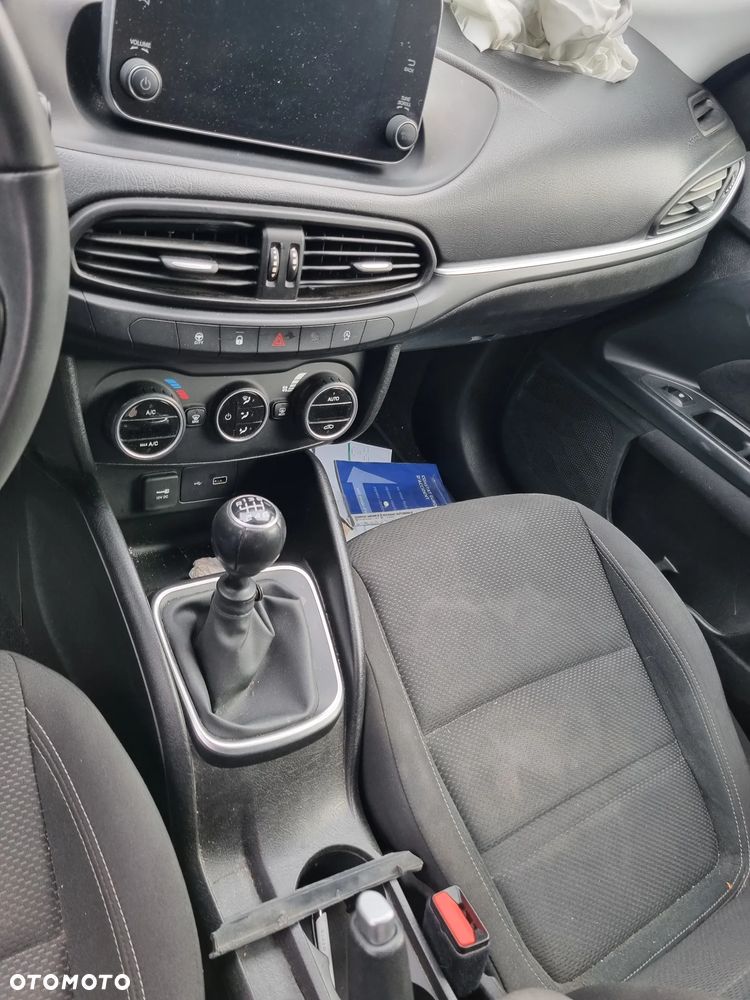 Fiat Tipo 1.6 MultiJet Sport - 4