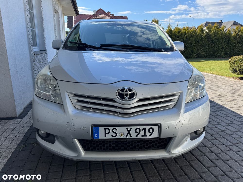 Toyota Verso 1.6 7-Sitzer Comfort - 2