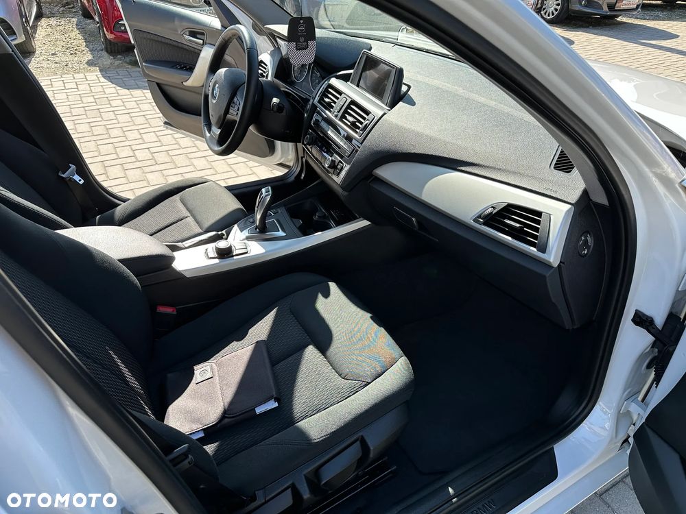 BMW Seria 1 - 22
