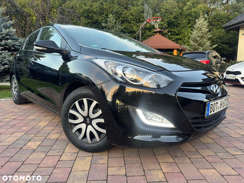 Hyundai i30 i30cw 1.4 Fifa World Cup Edition - 16