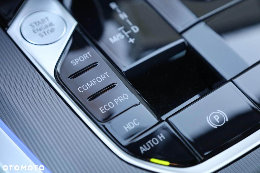 BMW X5 xDrive30d - 27