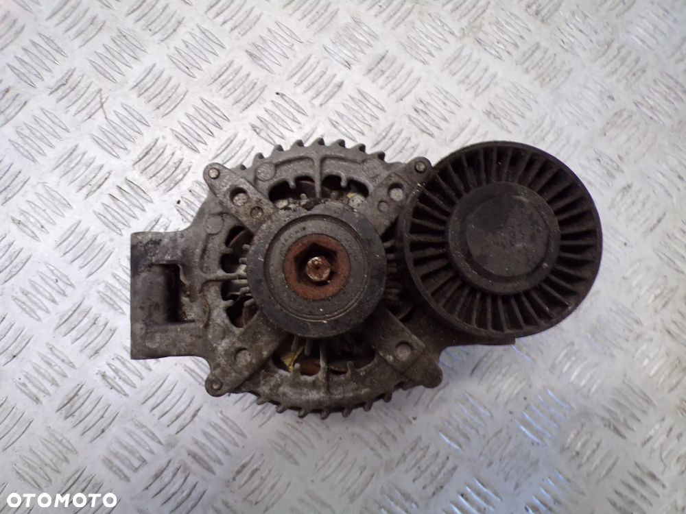 ALTERNATOR BMW E82 2.0 BENZYNA - 2