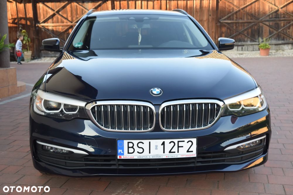 BMW Seria 5 520d Touring - 4