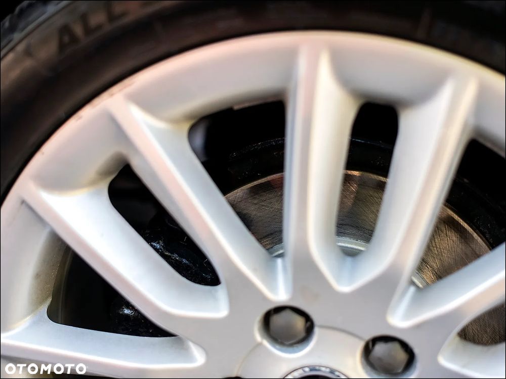 Skoda Octavia 2.0 TDI DPF Laurin & Klement - 13