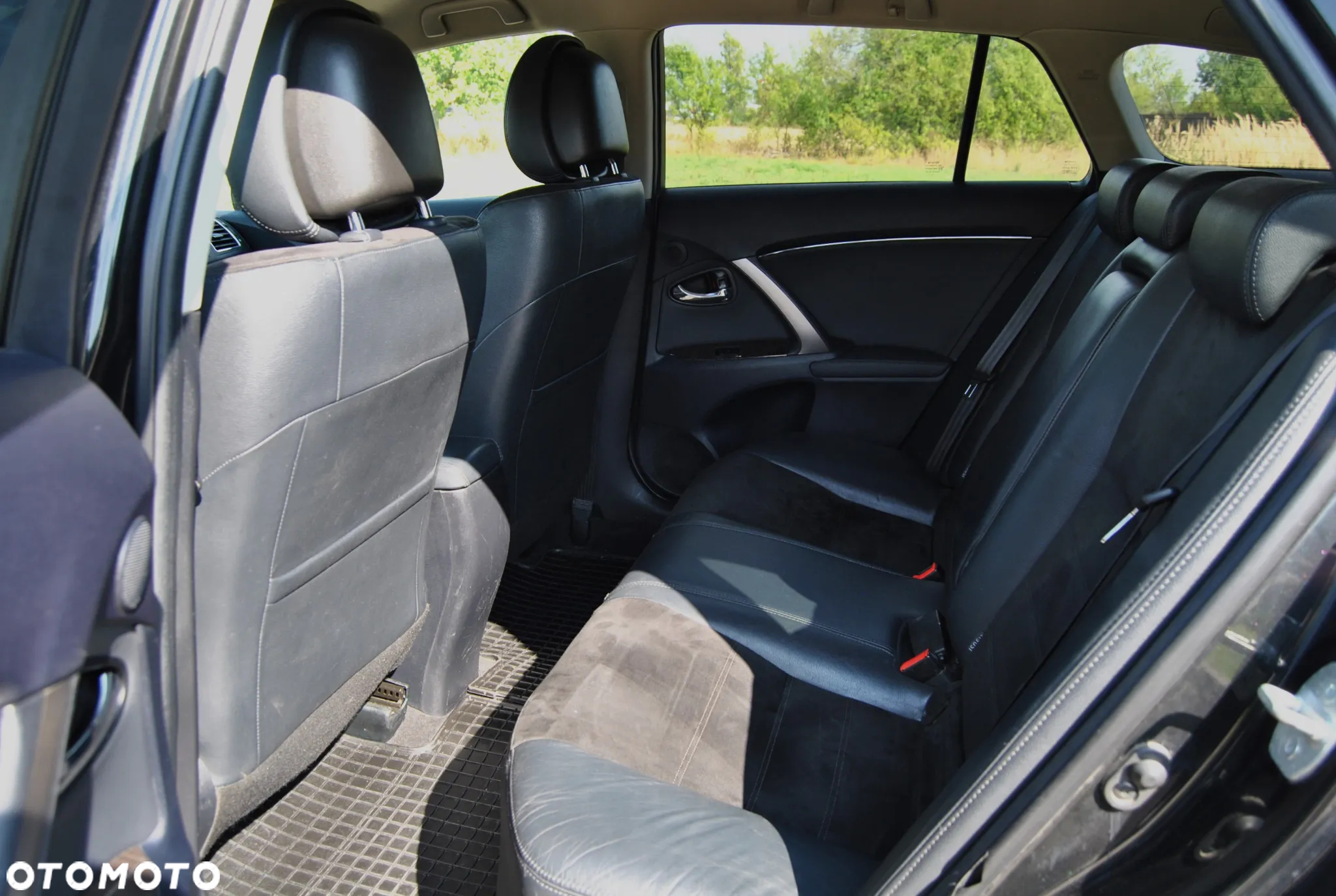 Toyota Avensis Combi 2.0 Multidrive S Executive - 6