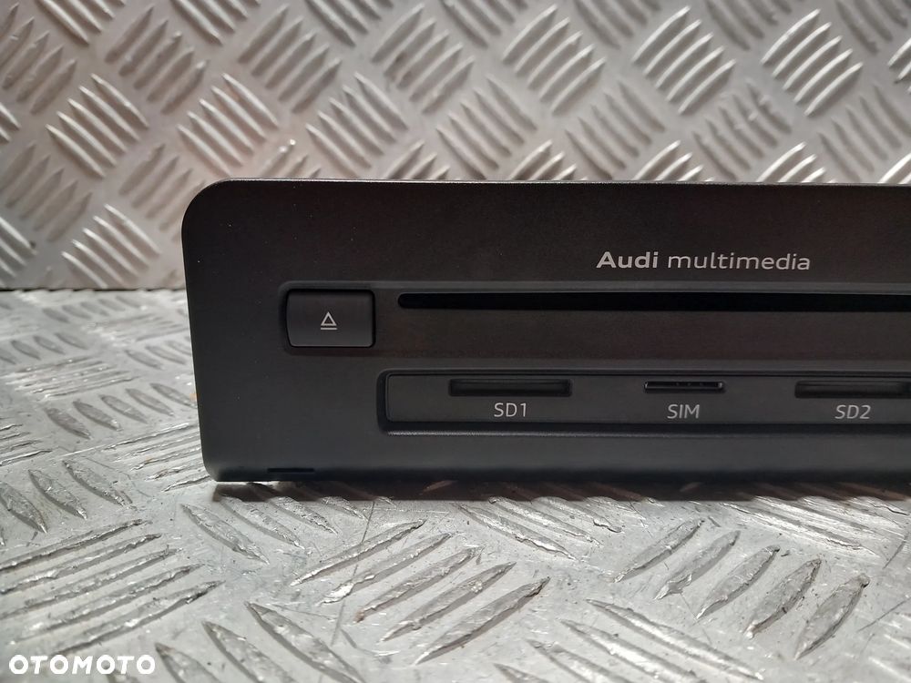 AUDI A4 B9 CZYTNIK SD MMI SIM 8W0035880A - 2