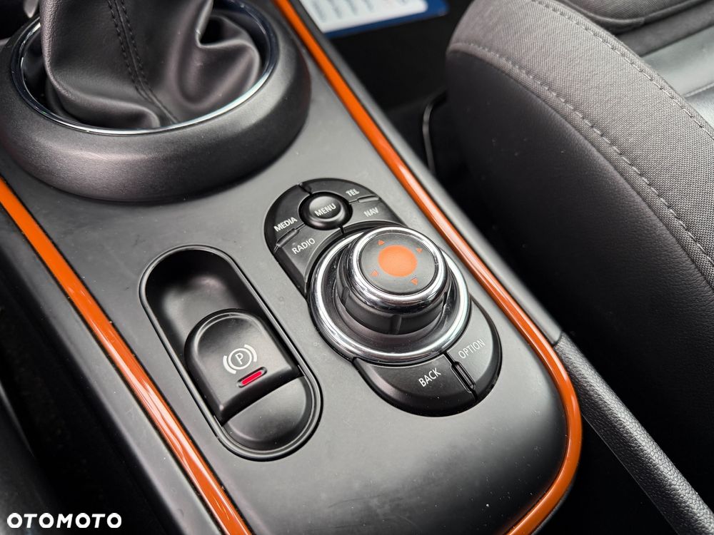 MINI Countryman Cooper D - 32