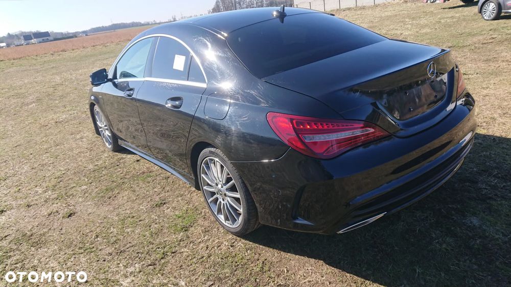 Mercedes-Benz CLA - 40