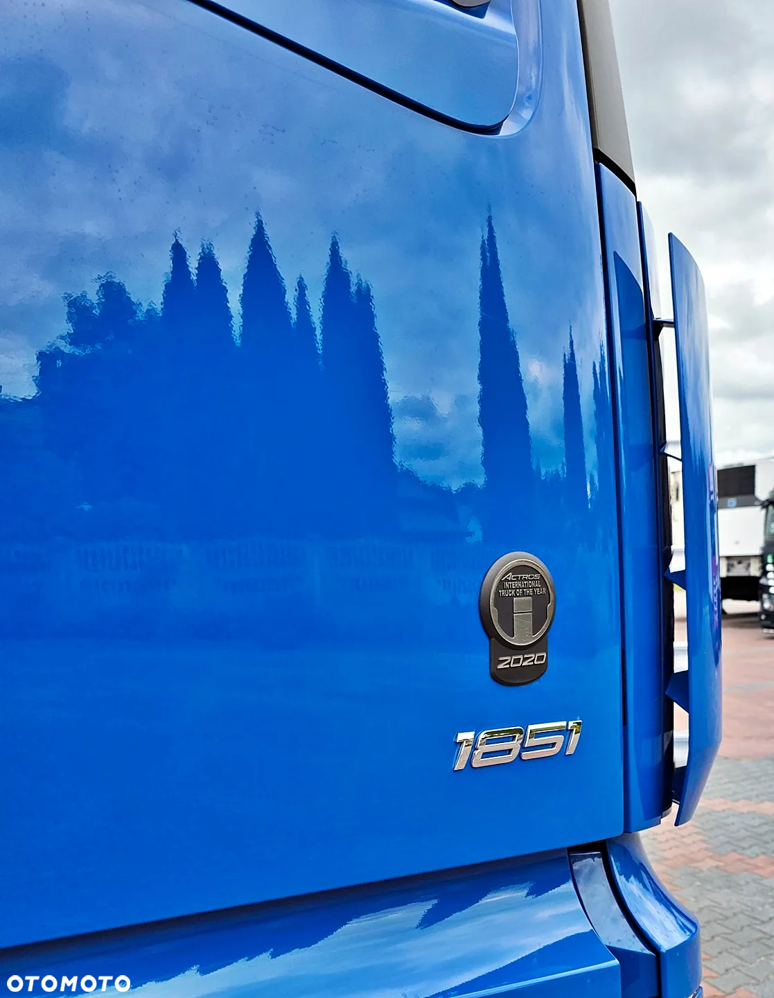 Mercedes-Benz ACTROS MP5 1851 / Giga / Aktywny asystent kierowania / Klima postojowa - 10
