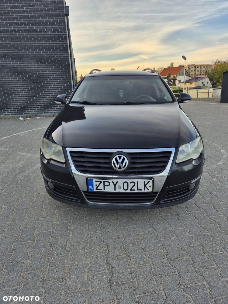 Volkswagen Passat 2.0 TDI Trendline DSG - 5