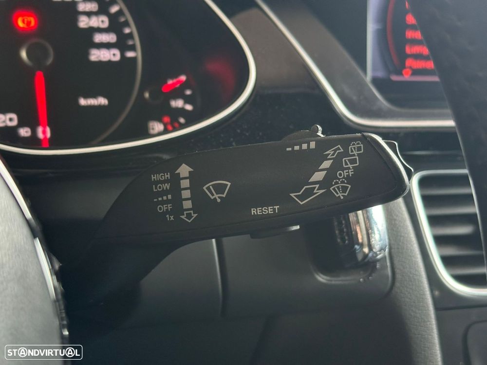 Audi A4 Avant 2.0 TDI Business Line S-line - 17