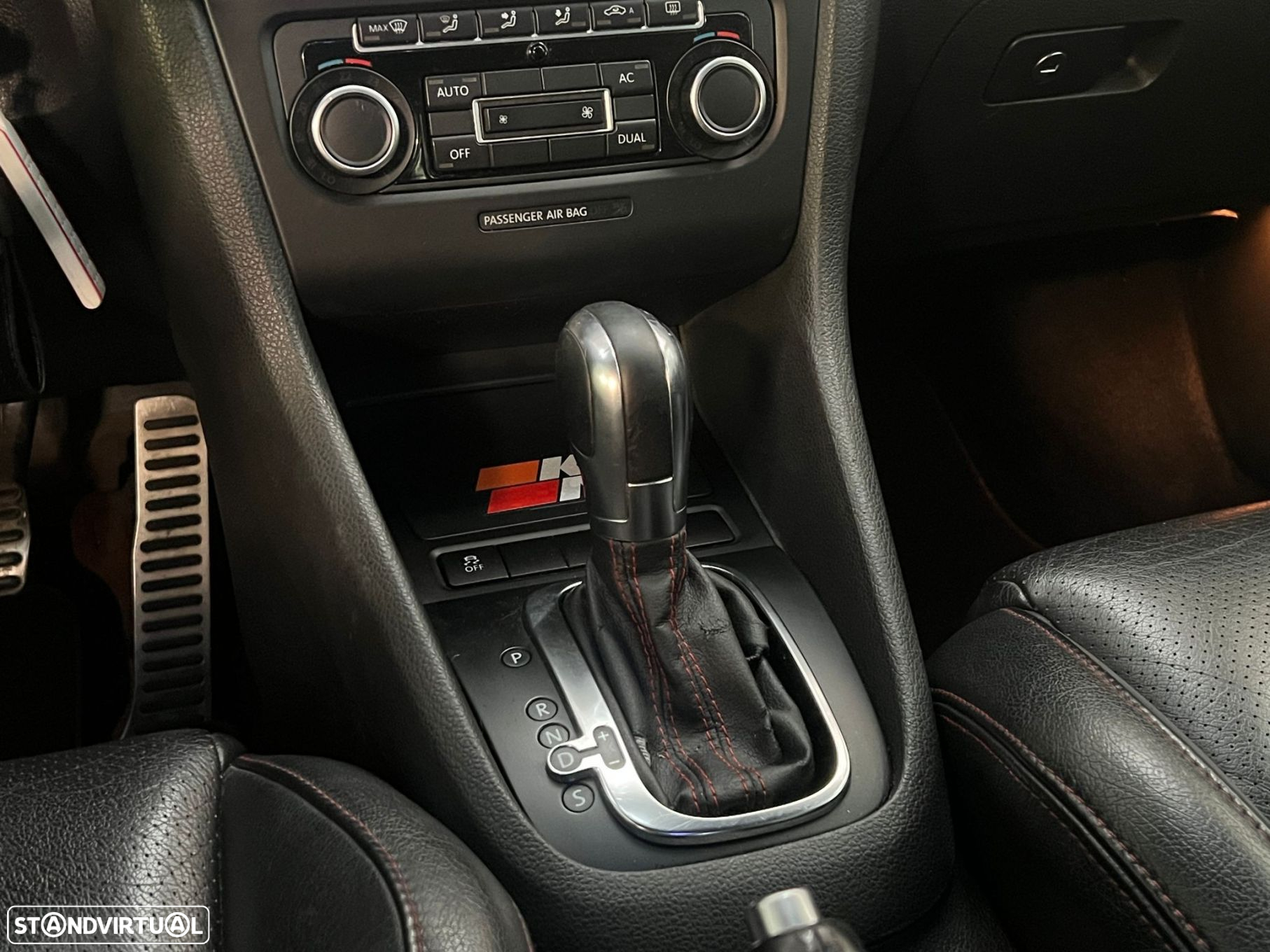 VW Golf 2.0 TSi GTI DSG - 33
