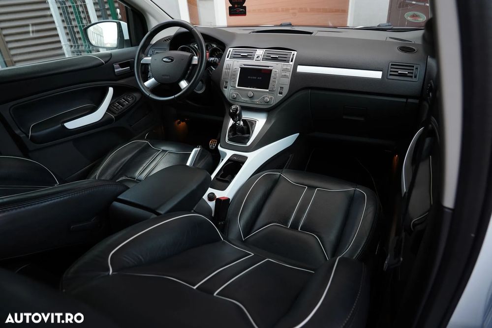 Ford Kuga 2.0 TDCi 4WD Individual - 16