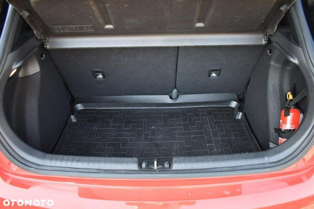 Hyundai i20 1.2 Comfort - 9