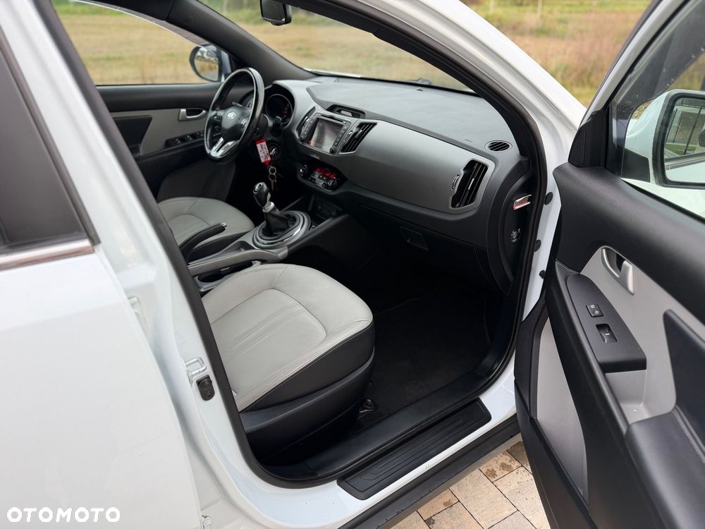 Kia Sportage - 12
