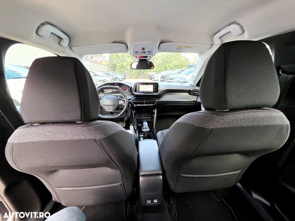 Peugeot 2008 1.5 BlueHDI 130 S&S EAT8 Allure - 19