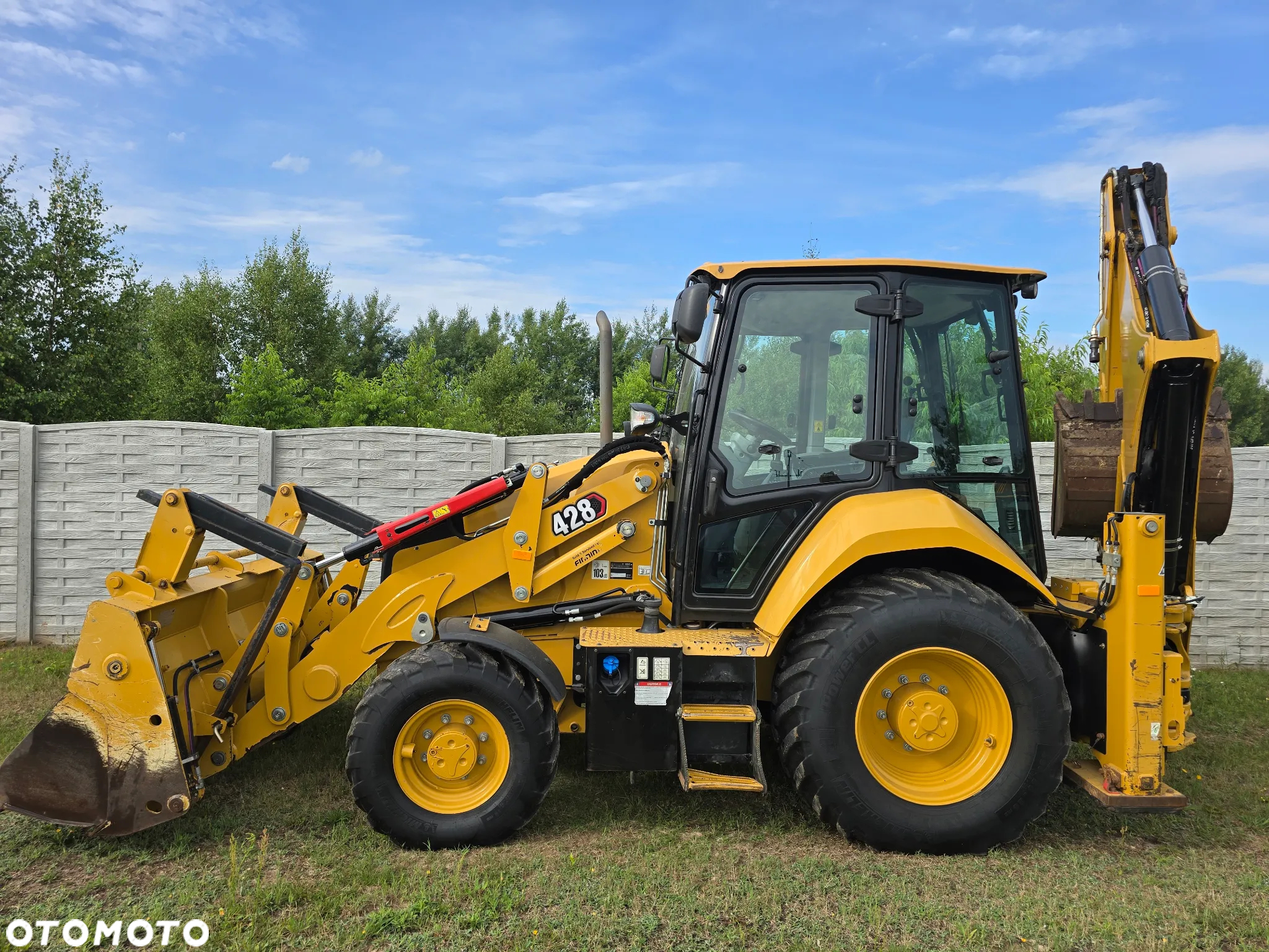 Caterpillar - 5