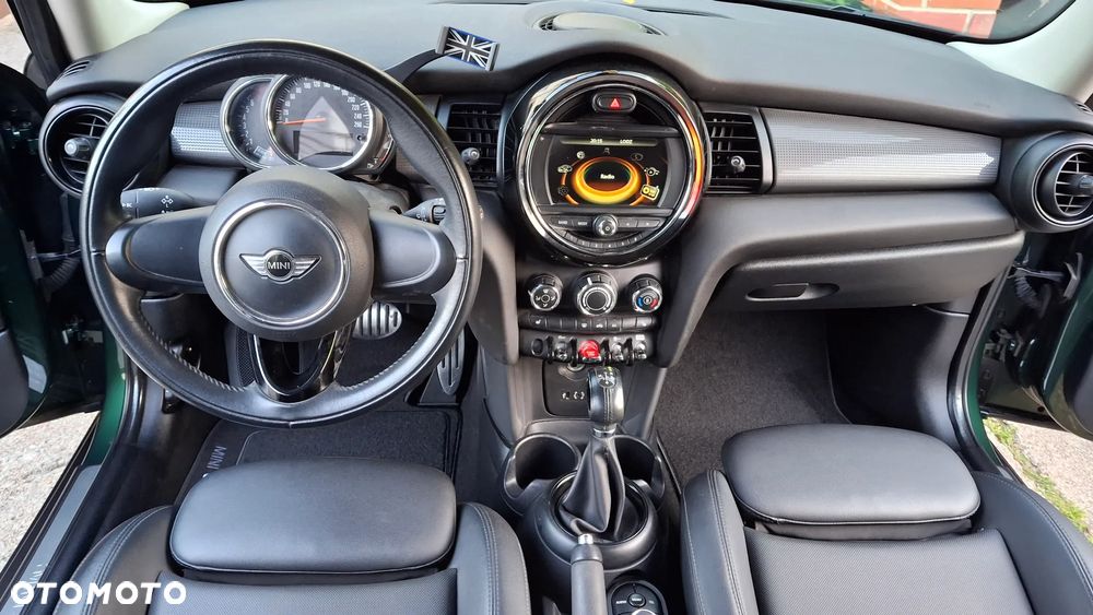 MINI Cooper Standard - 27