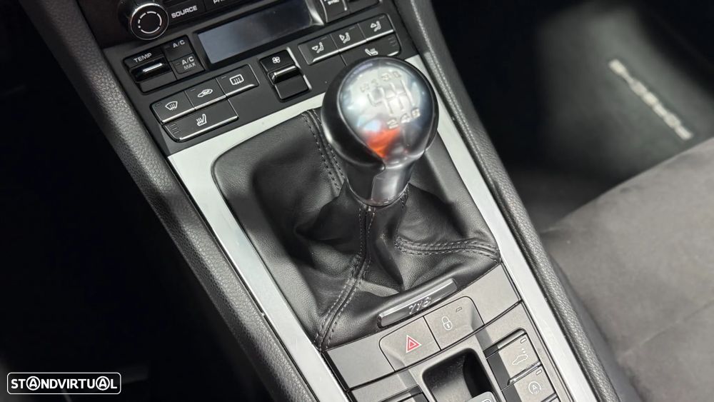 Porsche 718 Boxster 2.0 - 35